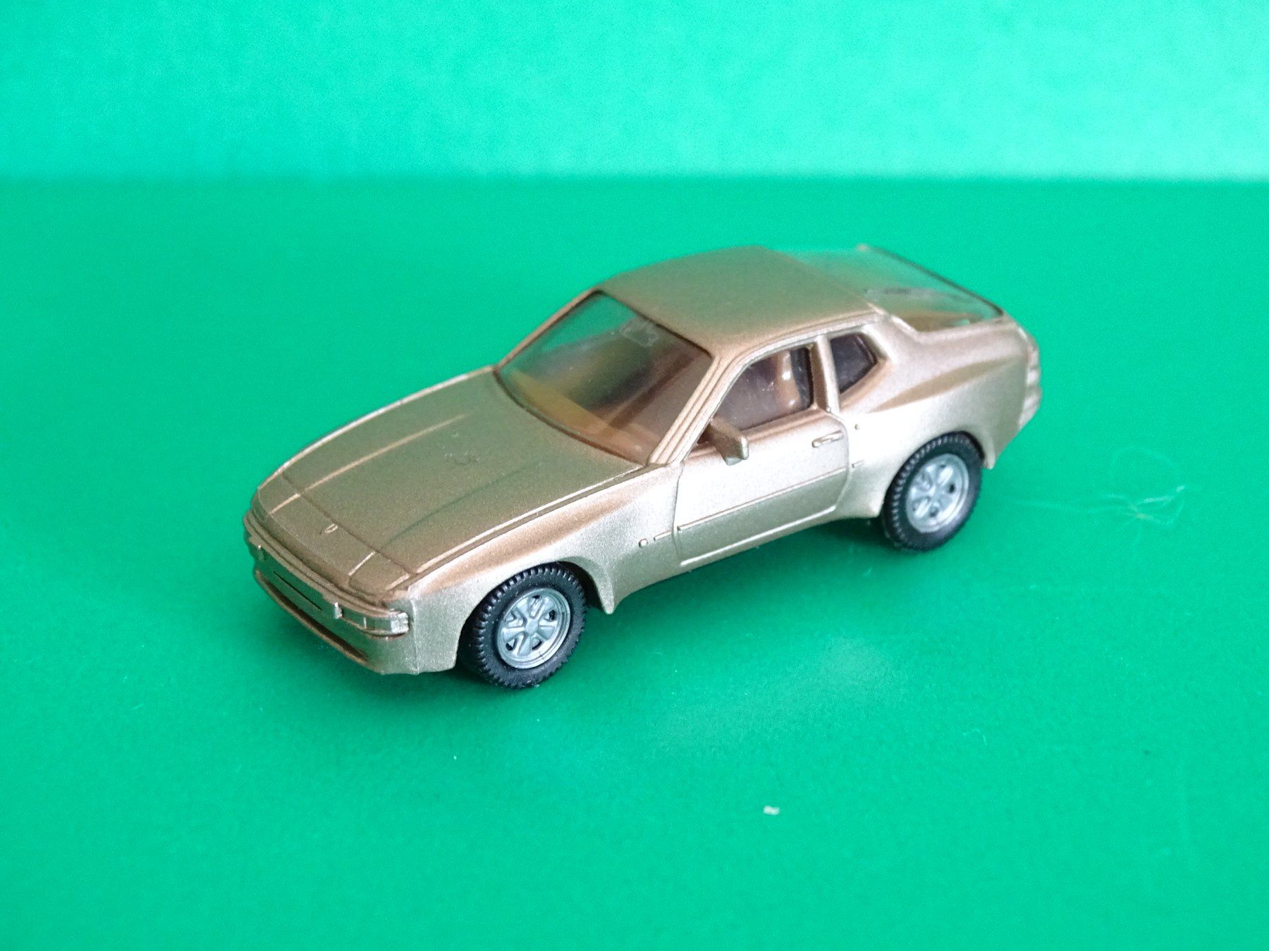 Herpa Modellautos: Porsche 944 von Herpa 1/87 – Gebraucht aus Bretzwil von Meex