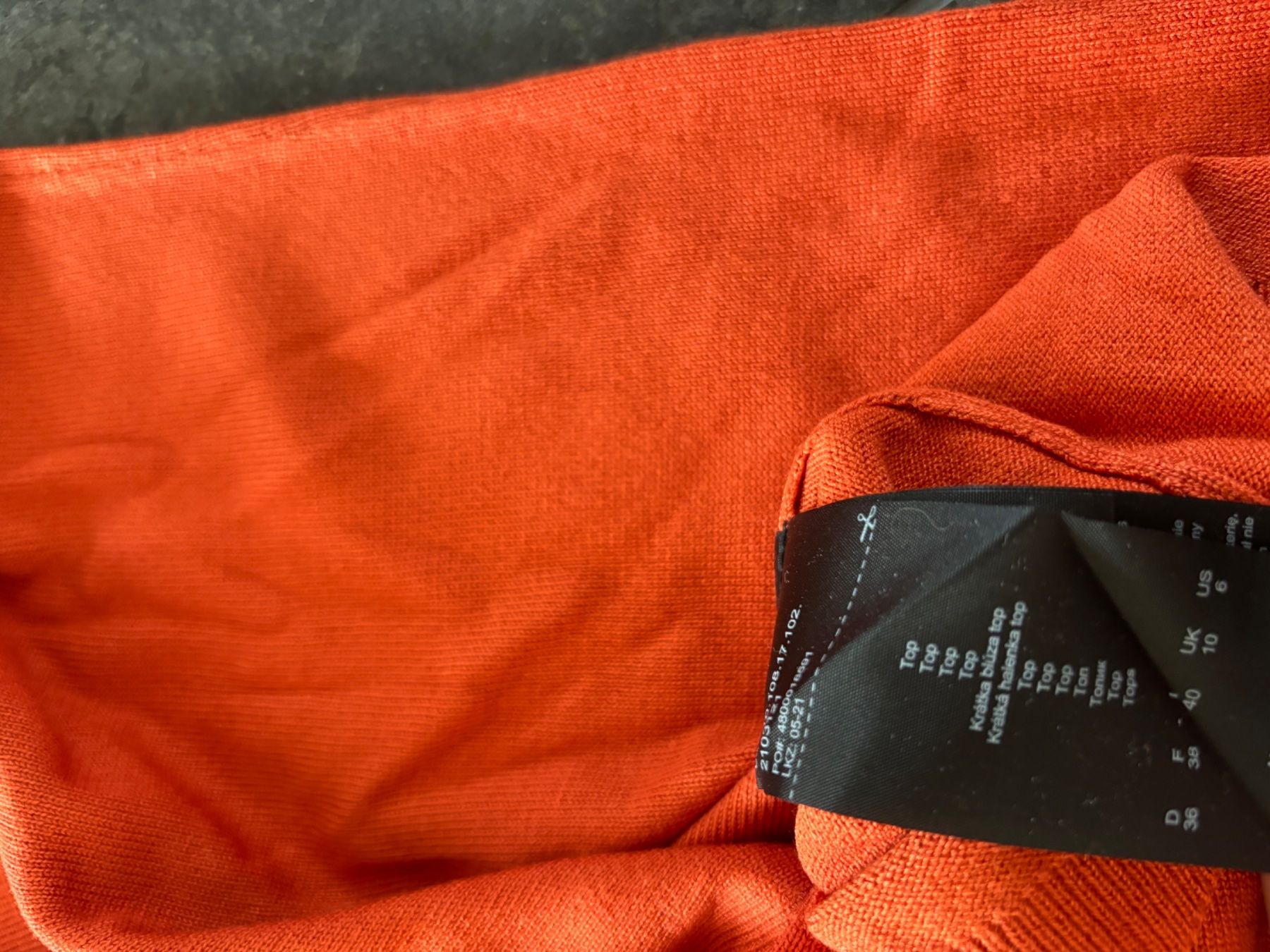 Comma Pullover & Sweatshirts: wunderschöner ärmelloser oranger Pullover - comma - Gr. 36 – Gebraucht aus Stadel von Chanel_5 7