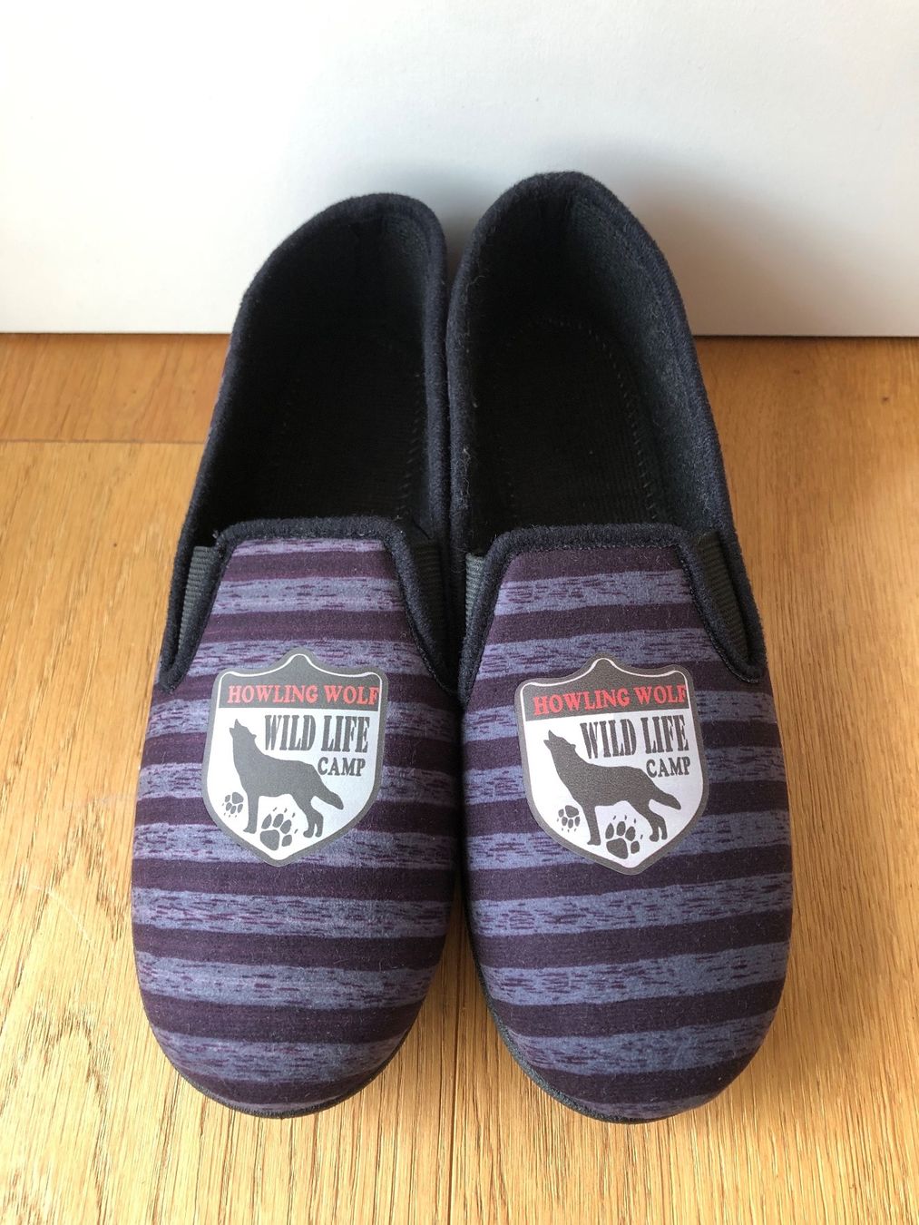 Scarpe per ragazzi: Neue Hausschuhe Gr.35 – Nuovo (secondo la descrizione) da Lengnau BE venduto da Rubin27 1