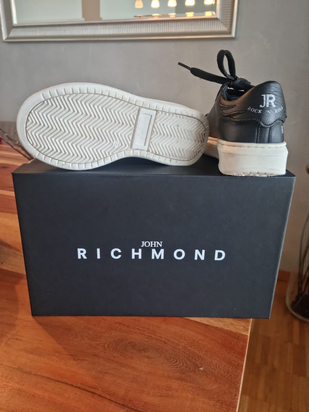 Scarpe per ragazzi: John Richmond Kinderschuhe Gr. 28 – Usato da Baar venduto da L.isa28 1