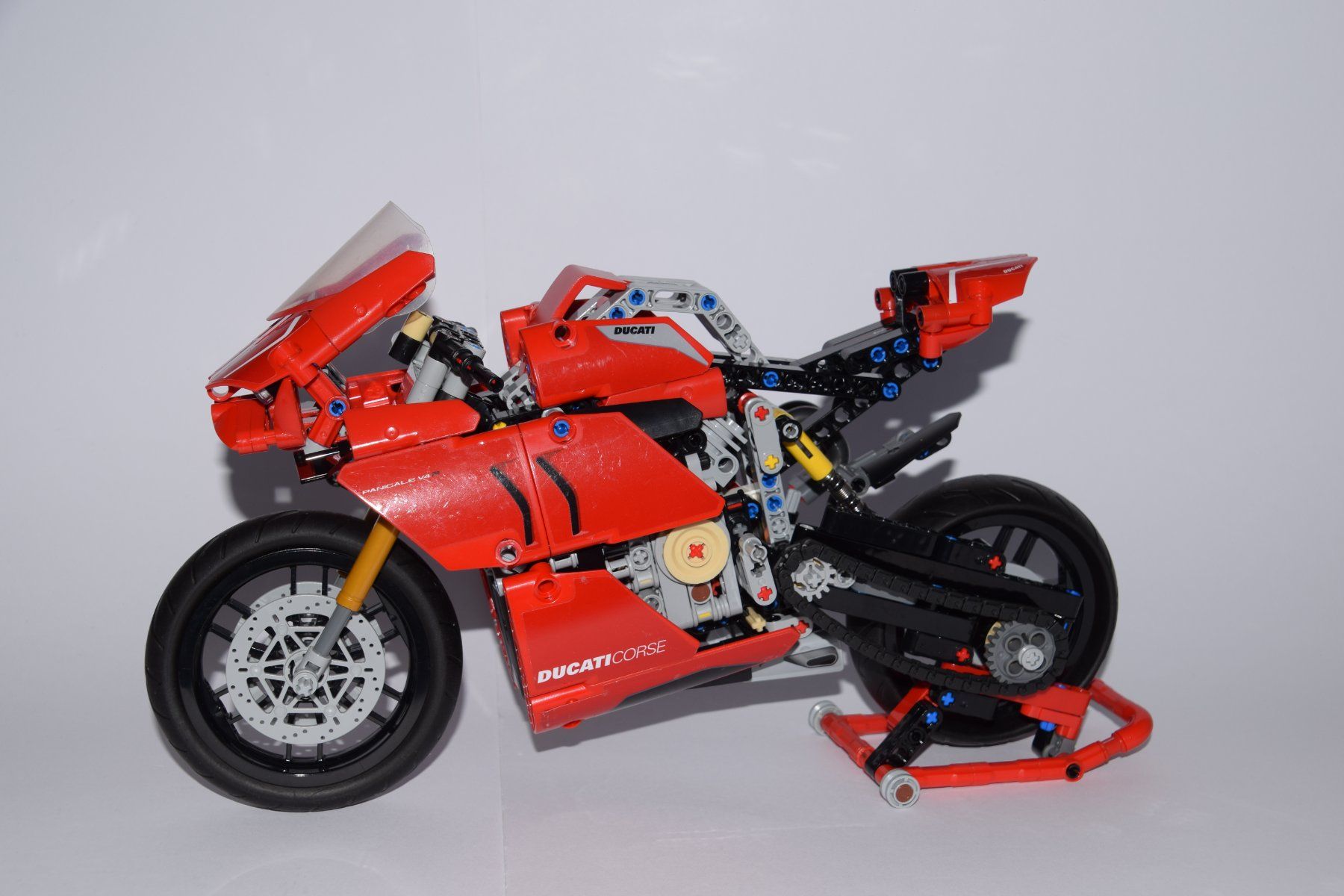 Lego Giocattoli: Lego Technic- Ducati Panigale V4 R – Usato da Lausen venduto da Rotezora79