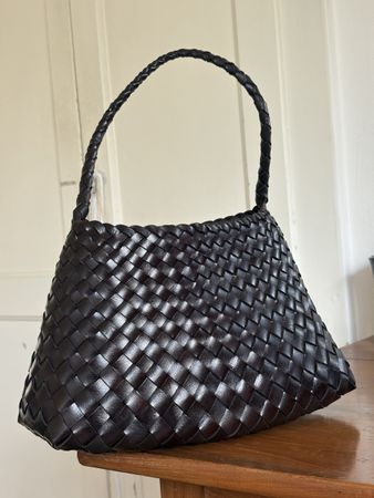 Handtasche Ayre geflochtenes Leder dunkel braun