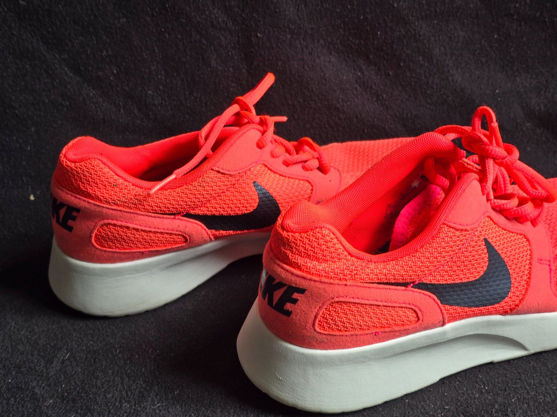 Nike Scarpe da donna: Nike Turnschuhe, Grösse 40 Damen – Usato da Oftringen venduto da Sparkatze 5