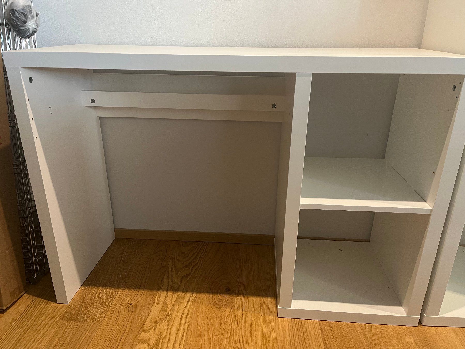 Bureaux: Ikea Kallax Bureau – D'occasion à Liebefeld par mandioca