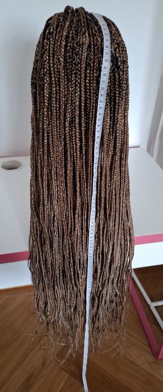 Parrucche: Light Brown Braided Wig | Natural Look | Handmade – Nuovo (secondo la descrizione) da Lausanne venduto da usa_xd5k 6