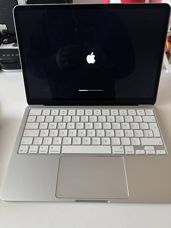 Notebooks: Mac Book Neo – Gebraucht aus Bütschwil von Toro90 1