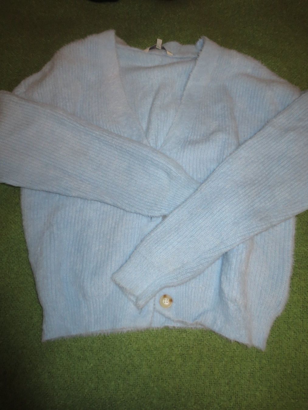 Giacche: Hellblaue Kuscheljacke durchgeknöpft... XL = 42 – Usato da Männedorf venduto da Livingston 1