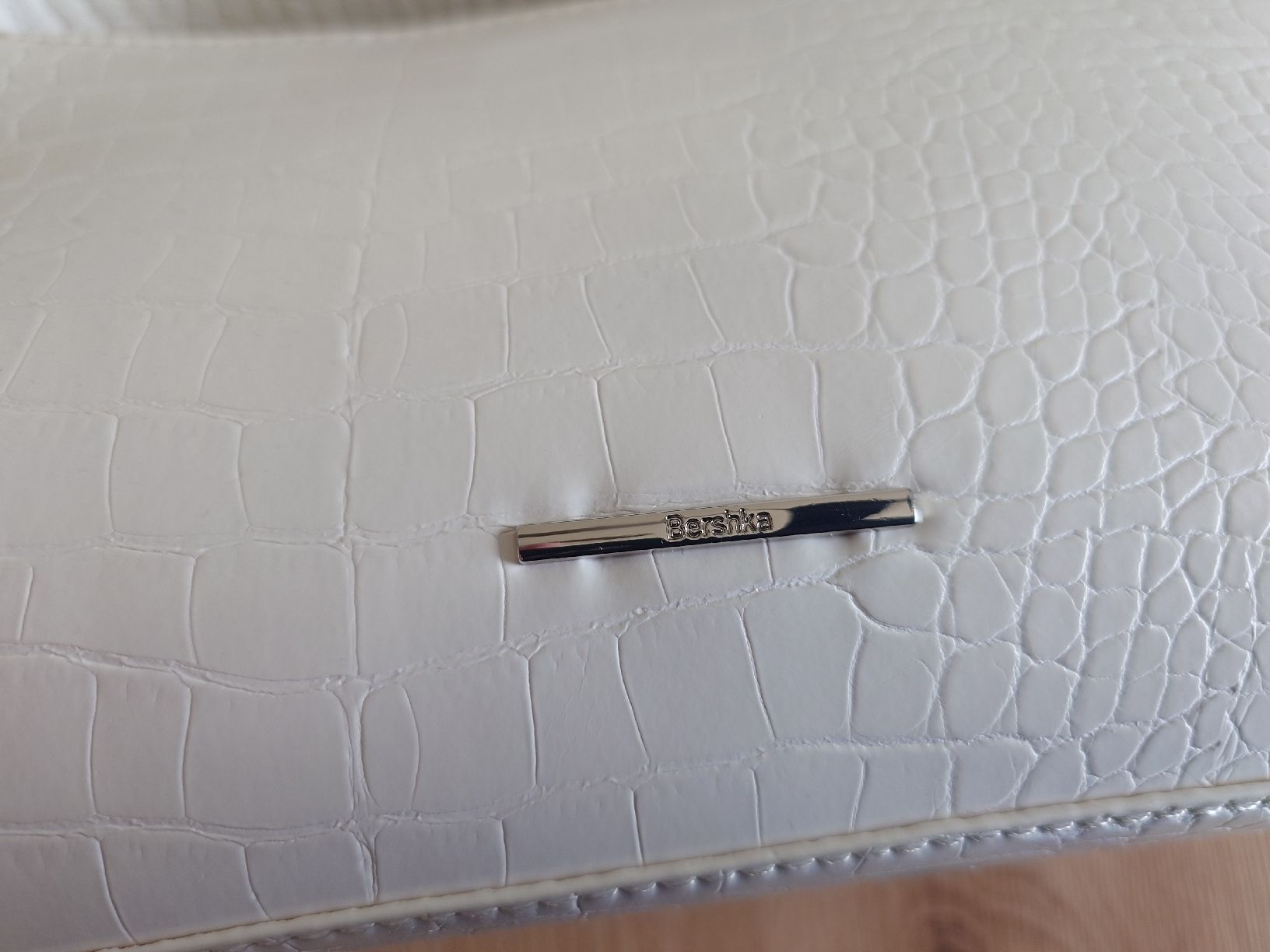 Sacs femmes: Handtasche in weiss – Neuf (Voir description) à Bätterkinden par Grooovy 2