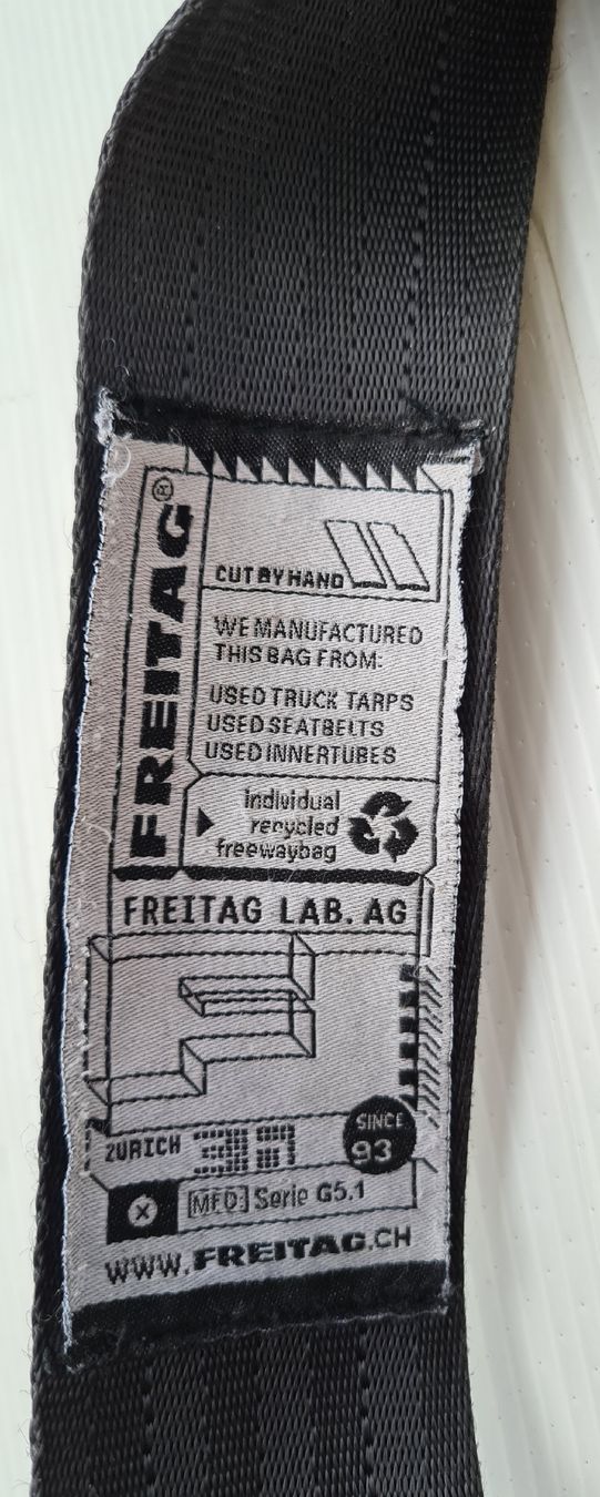 Freitag Borse: Freitag Tasche Rot Serie G5.1 – Usato da Münchenstein venduto da vitalfit 1