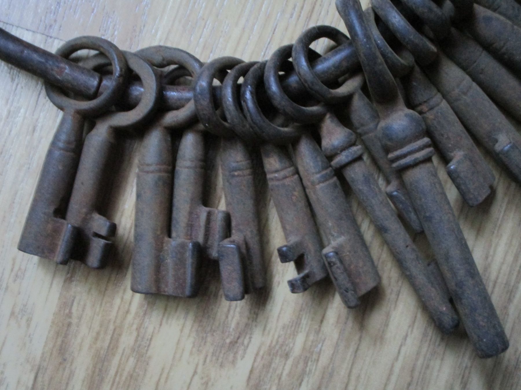 Chiavi: 36 antike Schlüssel – Usato da Heimberg venduto da Lupo57 2