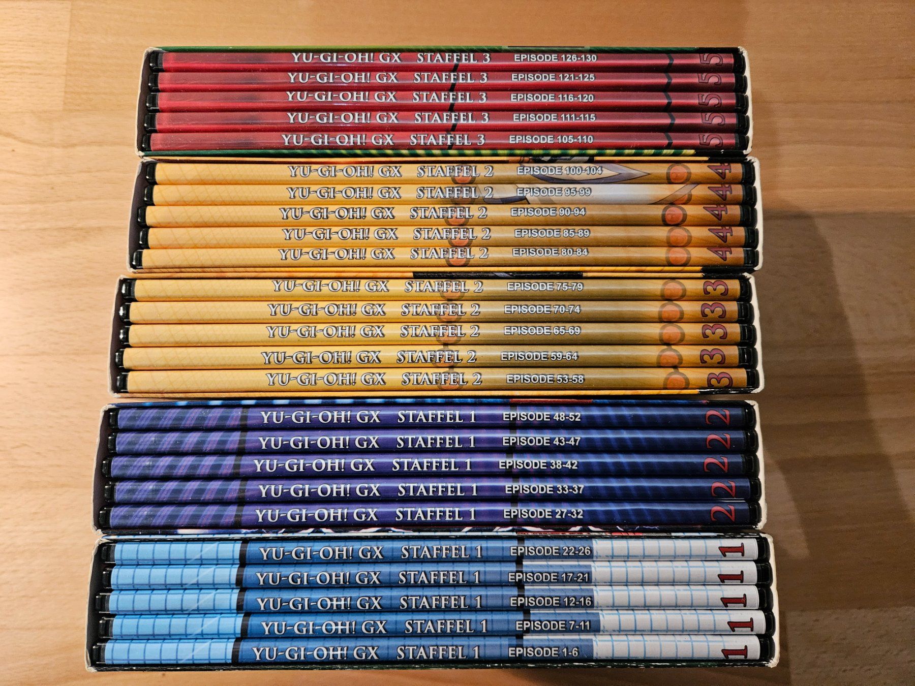 Tutti i DVDs: Yu-gi-oh GX Anime Boxen 1-5 – Usato da Hombrechtikon venduto da JackBleacher 2