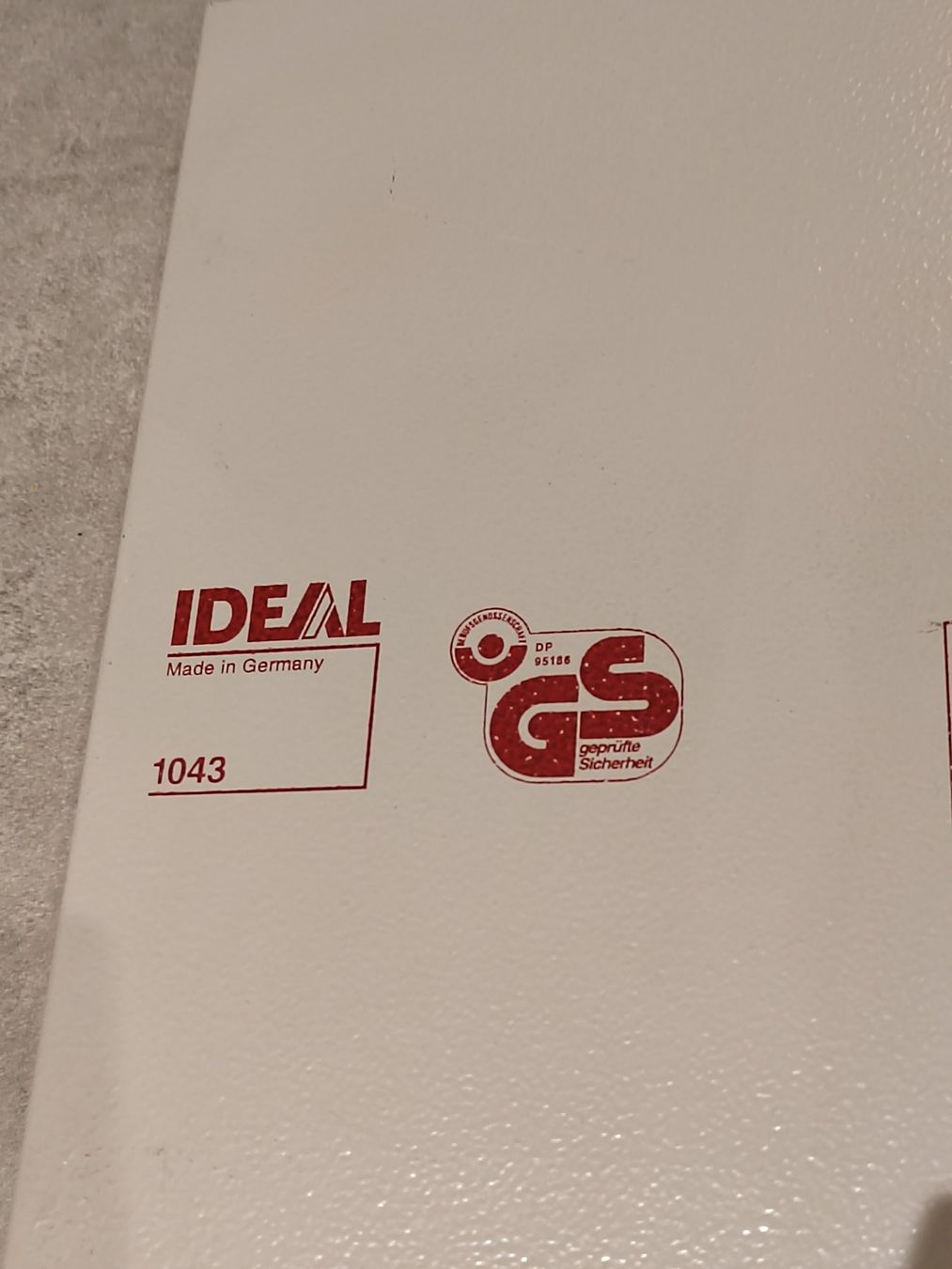Toutes les machines: Rogneuse pro Ideal A4 1043 – D'occasion à Fribourg par noo_75x7 1