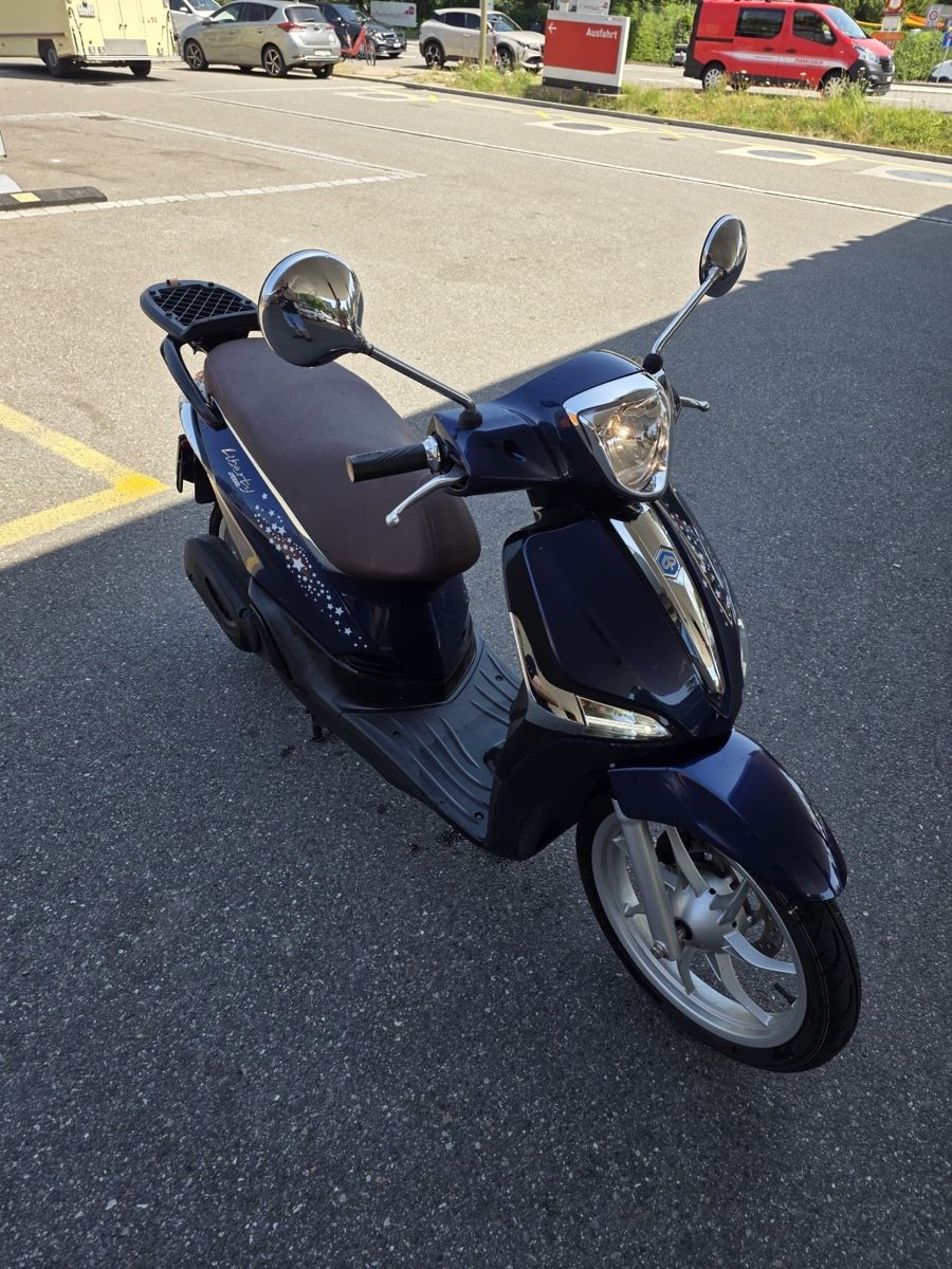 Piaggio Scooter: PIAGGIO LIBERTY 125 ABS – Usato da Winterthur venduto da Fabio_46 2