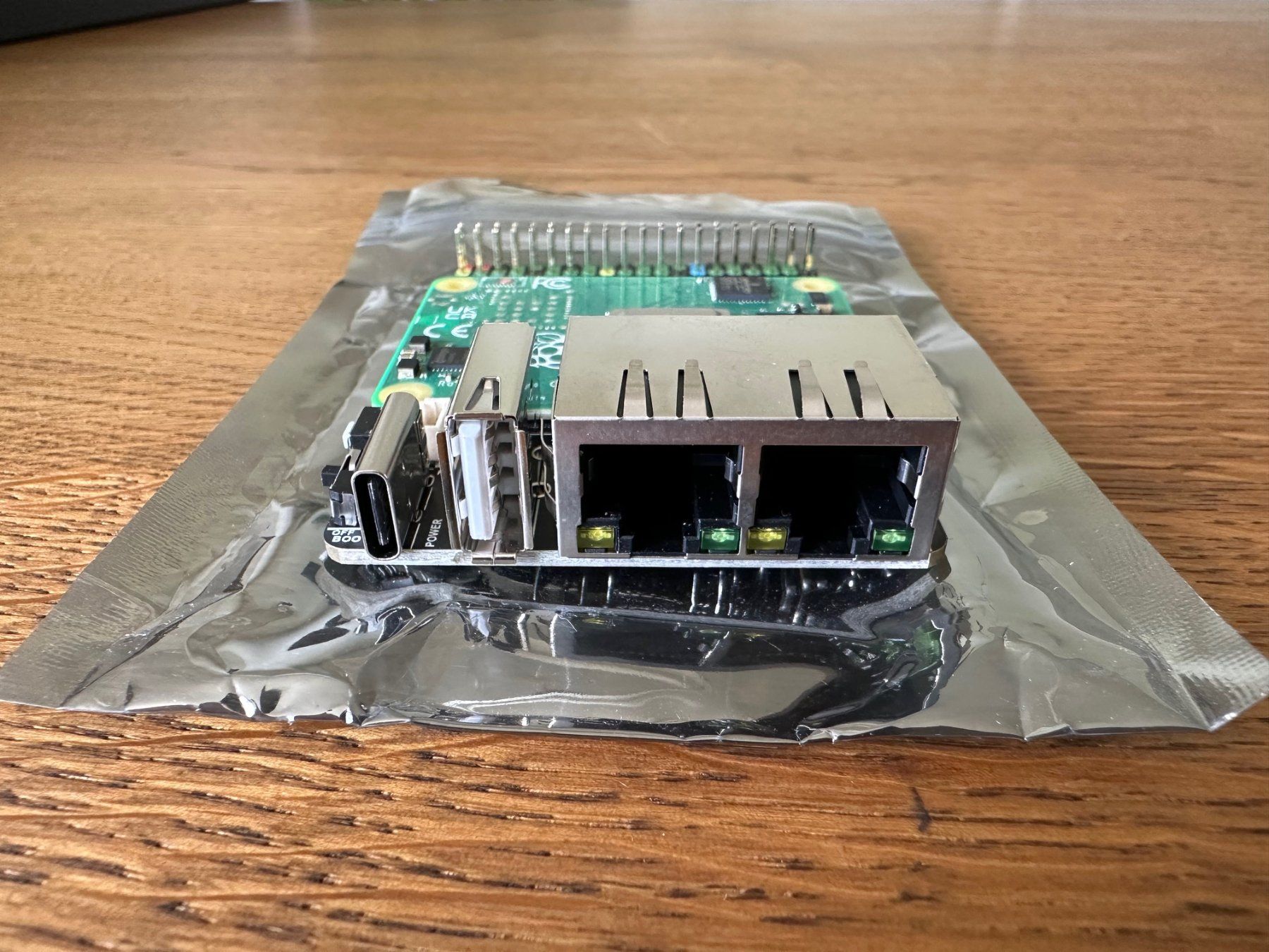 Raspberry Pi PCs: Raspberry Pi 4 Compute Module mit Dual-Ethernet – Neu (gemäss Beschreibung) aus Zürich von  3