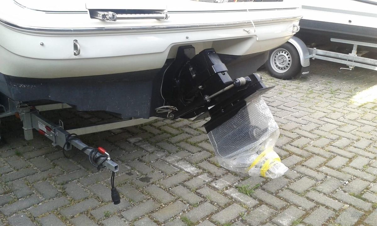 Sea Ray Barche: Bateau Sea ray ov 230 – Usato da Romont FR venduto da Djeb7 1