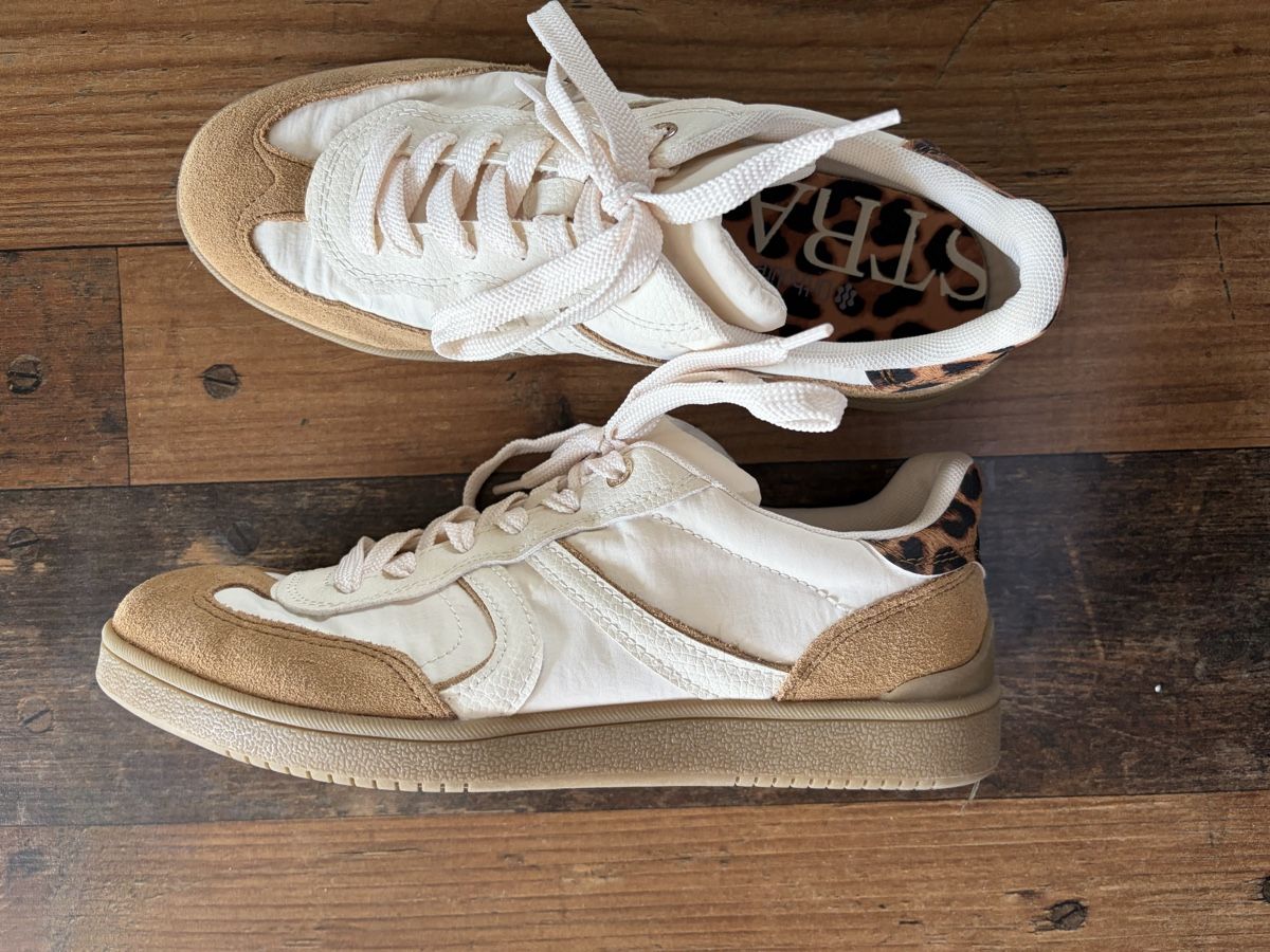 Stradivarius Damenschuhe: Sneakers STRADIVARIUS weiss/beige mit Leo Muster – Neu (gemäss Beschreibung) aus Ebnat-Kappel von Mzottli 4