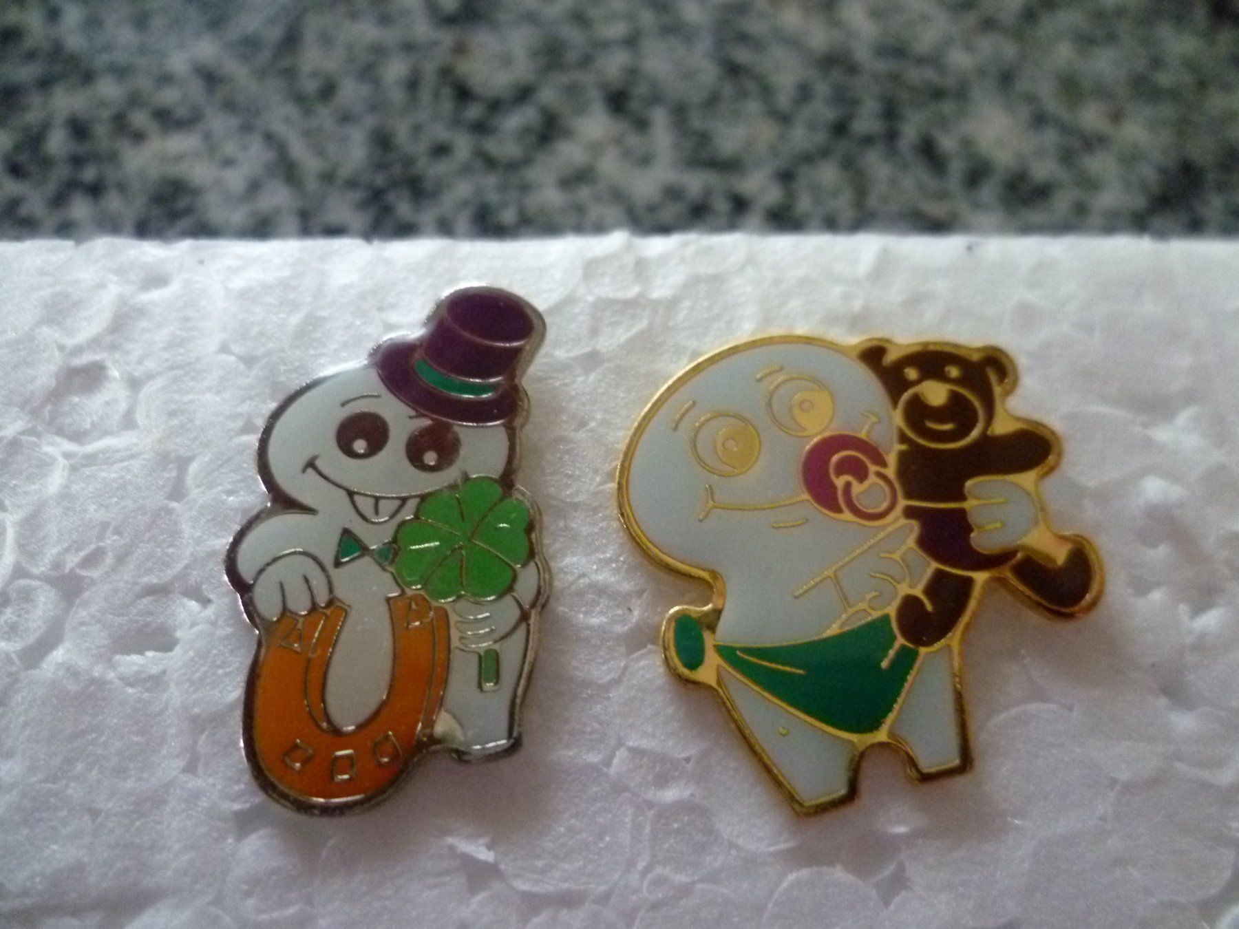 Maga Placchette & Badge: Pins – Nuovo (secondo la descrizione) da Bargen BE venduto da angel611