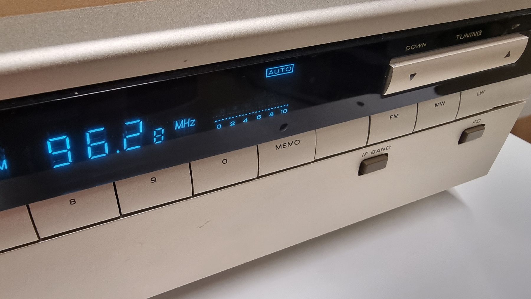 Marantz Radios: Marantz Tuner ST-50L – D'occasion à Schöfflisdorf par Silvervintage.CH 2