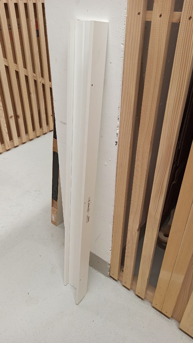 Regale: IKEA MOSSLANDA Bilderleiste – Gebraucht aus Kriens von ann_629v 1