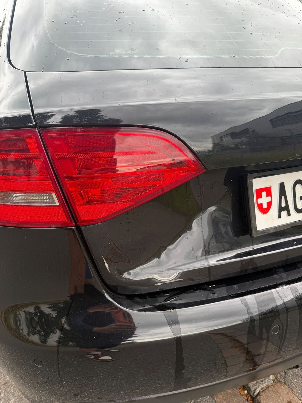 Audi Automobili: Audi A4 2.0TDI S-Line 170ps – Usato da Dintikon venduto da Krimi01 9