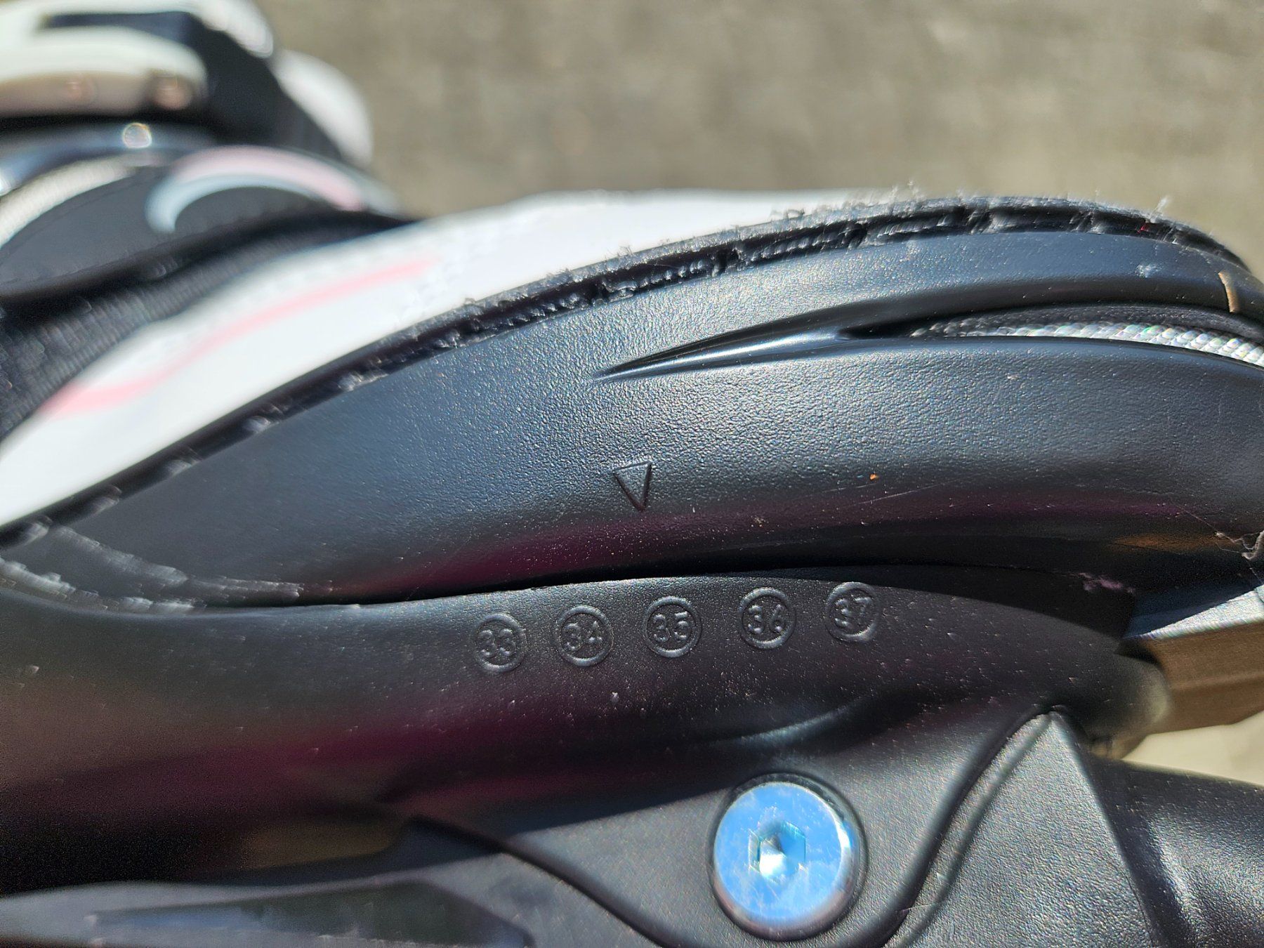 Pattini in linea & Pattini a rotelle: Patins à roulettes et Roller Inline pour enfant – Usato da Cornaux NE venduto da ViOX363 3