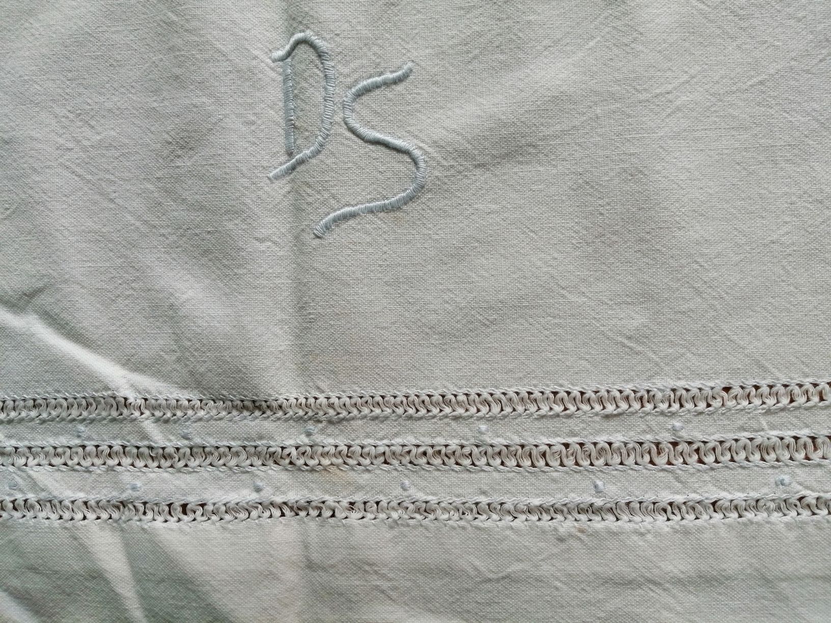 Bettwäsche: Vintage Leinen Bettwäsche mit Monogramm "DS" – Gebraucht aus Honau von holunder3