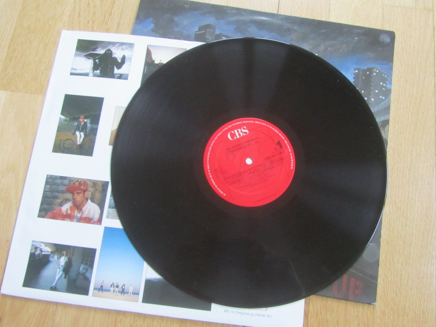 Vinyles: Big Audio Dynamite - Tighten Up Vol.88 - – D'occasion à Seengen par mikelele 1