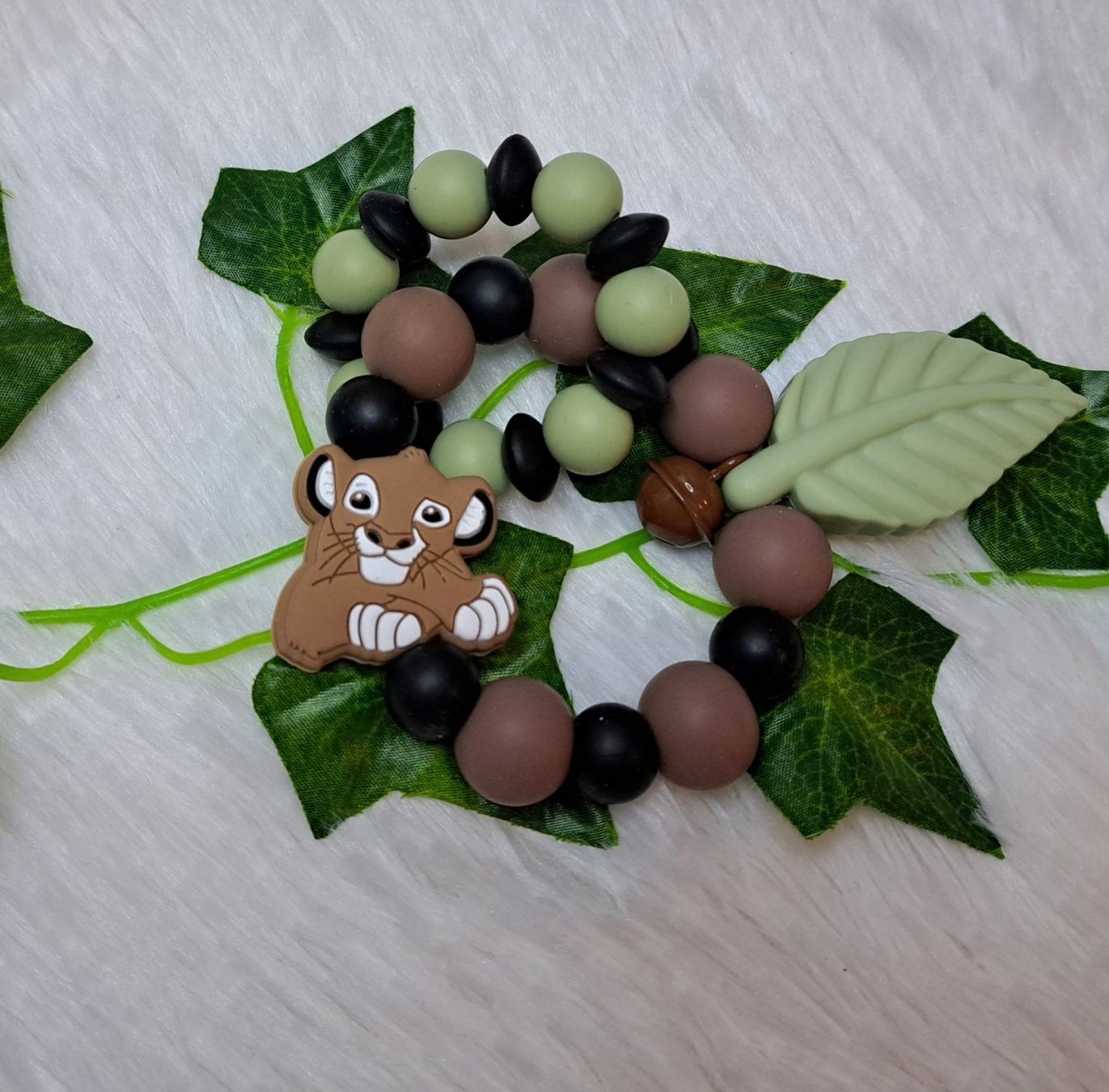 Succhiotti & catenelle porta ciuccio: Kleiner Greifling/Beissring Kleiner Löwe oder Hase – Nuovo e nell'imballaggio originale da Oberurnen venduto da rotty80 1