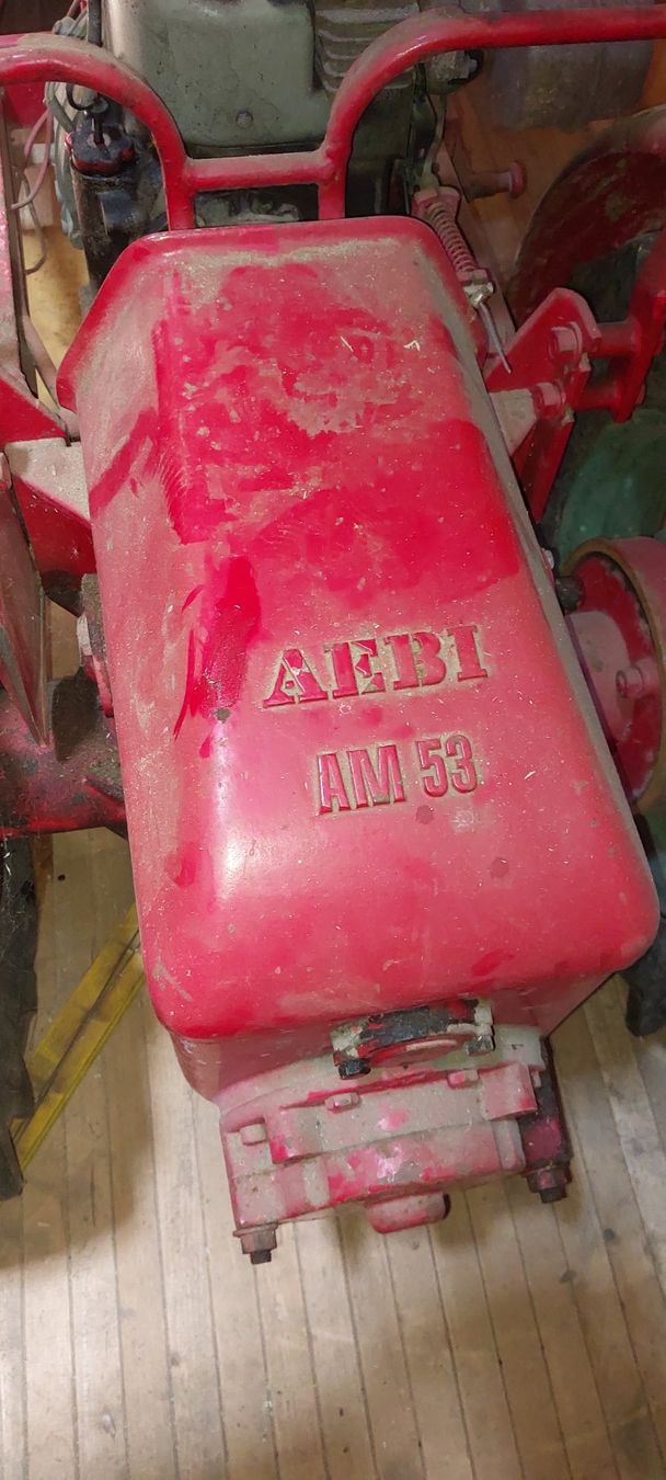 Aebi Trattori: Aebi AM 53 mit triebachs anhänger – Usato da St. Antoni venduto da urzel