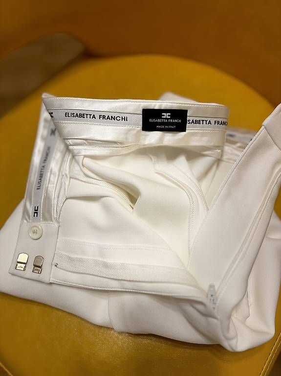 Pantaloni: ELISABETTA  FRANCHI TROUSERS Gr 44 IT – Usato da Zürich venduto da MSA1980 1