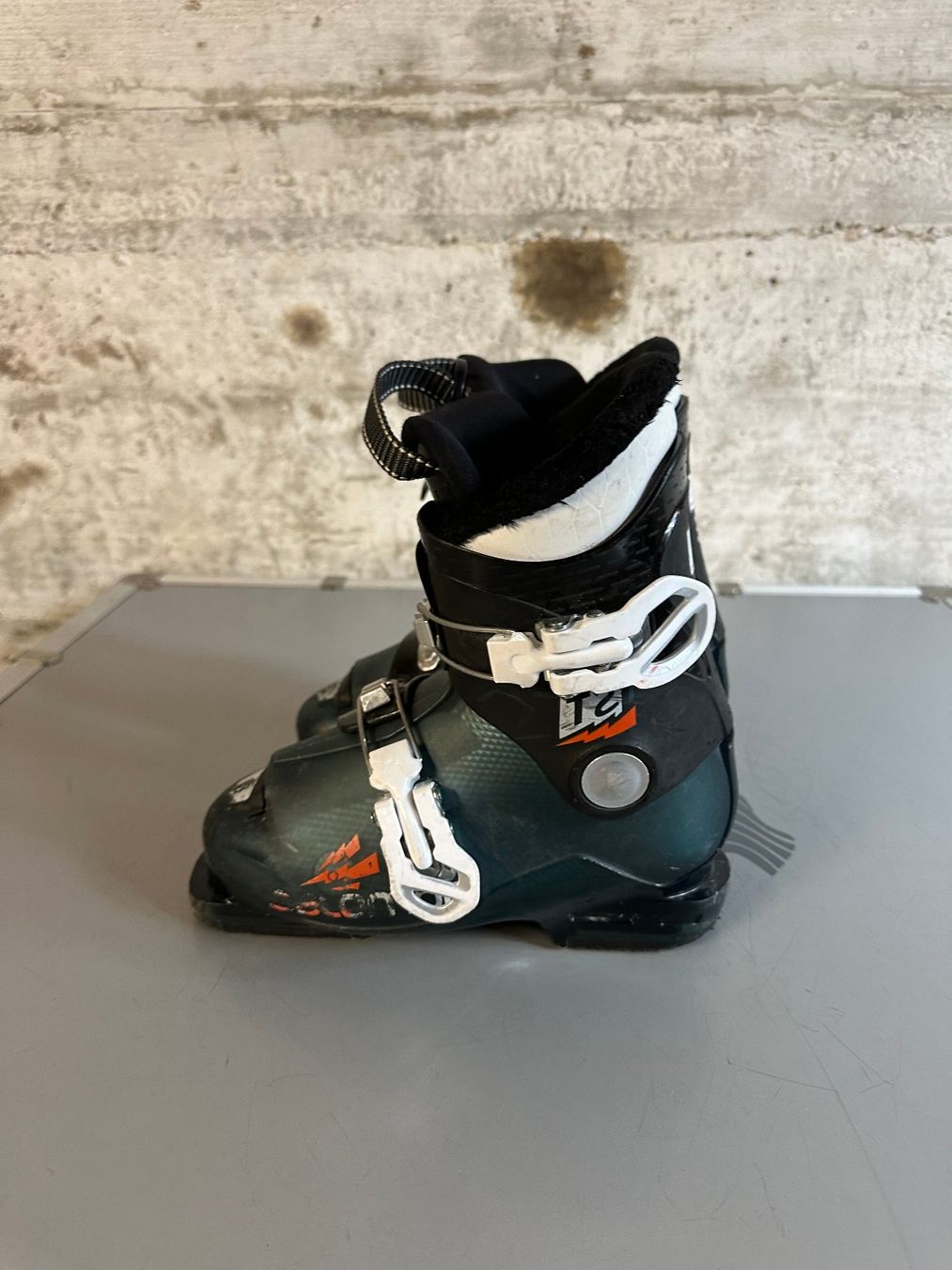 Salomon Scarpe per ragazzi: Salomon Skischuhe 20 / Gr. 32 – Usato da Emmenbrücke venduto da karkarkar 2