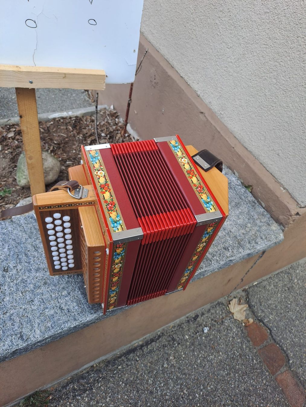 Strumenti musicali: schwyzerorgeli Paul Mauron ton A... 3 chôrig... – Usato da Pont-de-la-Morge venduto da Mirabelle0 4