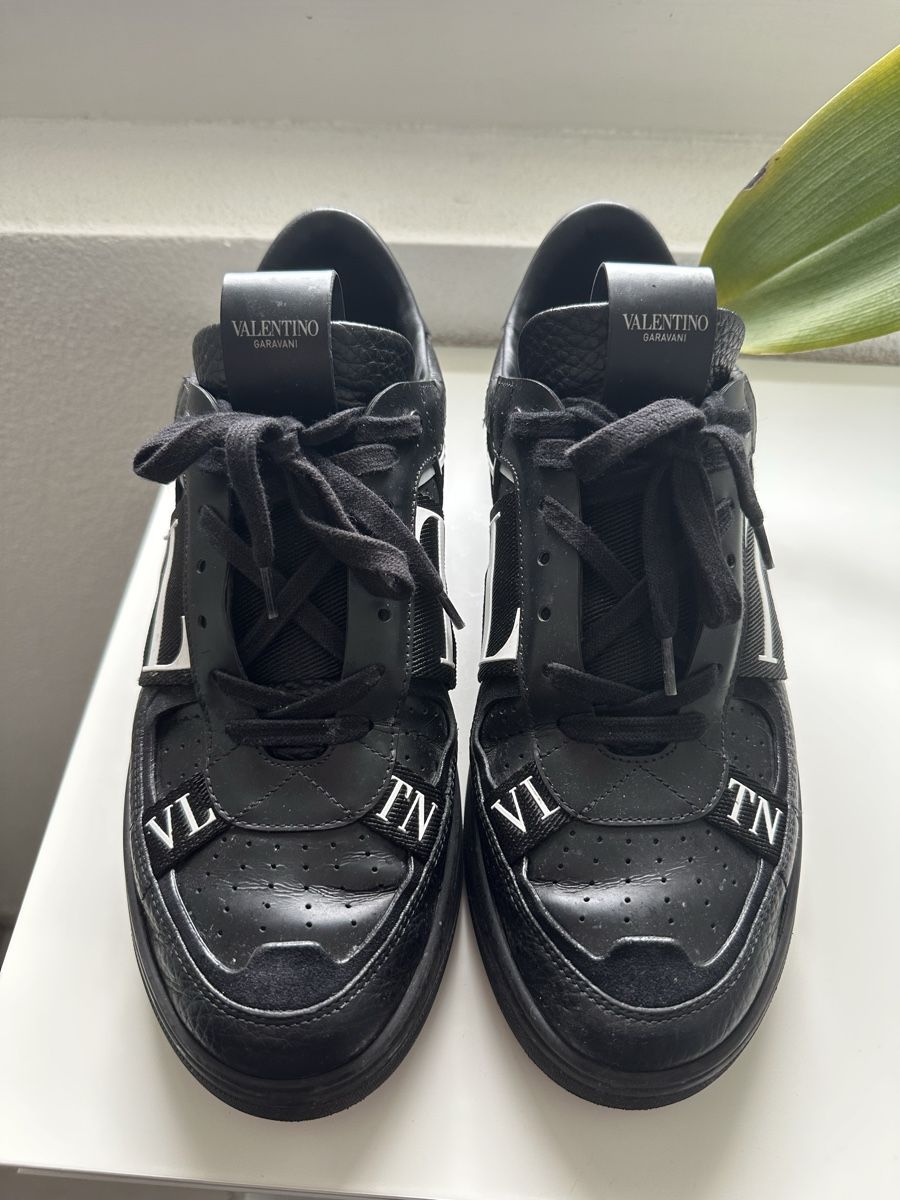 Scarpe da uomo: Valentino Garavani Gr.43 – Usato da Schlieren venduto da Cap98 2