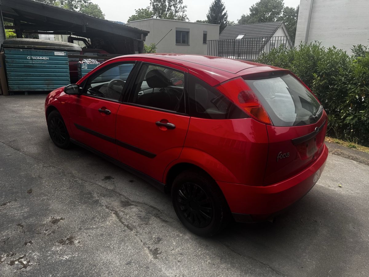Ford Autos: Ford Focus 1.6 ab 1.-CHF – D'occasion à Pratteln par stag89 5