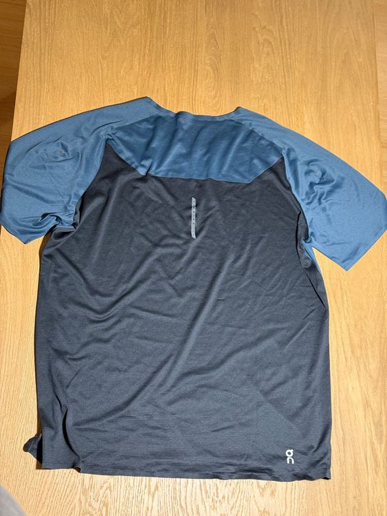 On Performance Laufbekleidung 4x T-Shirt 2x Short Herren XL 8