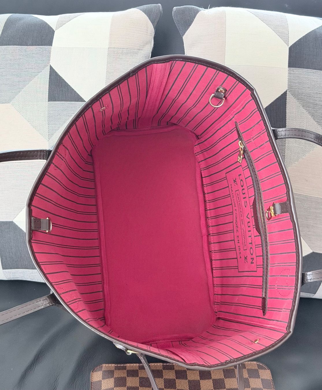 Louis Vuitton Sacs femmes: Louis Vuitton Neverfull – D'occasion à Reinach AG par RobbisB 8