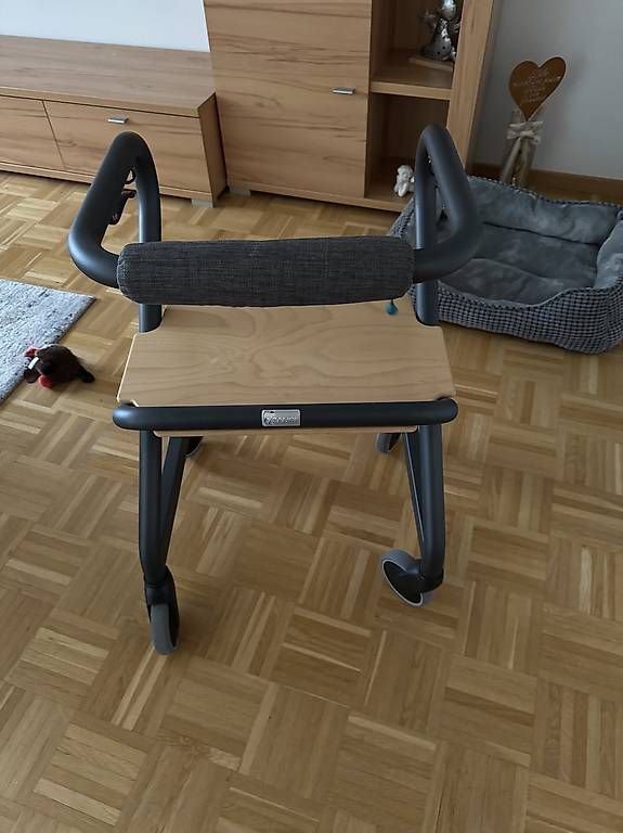 Ausili per la deambulazione: Indoor-Rollator – Usato da Untereggen venduto da Aggi2