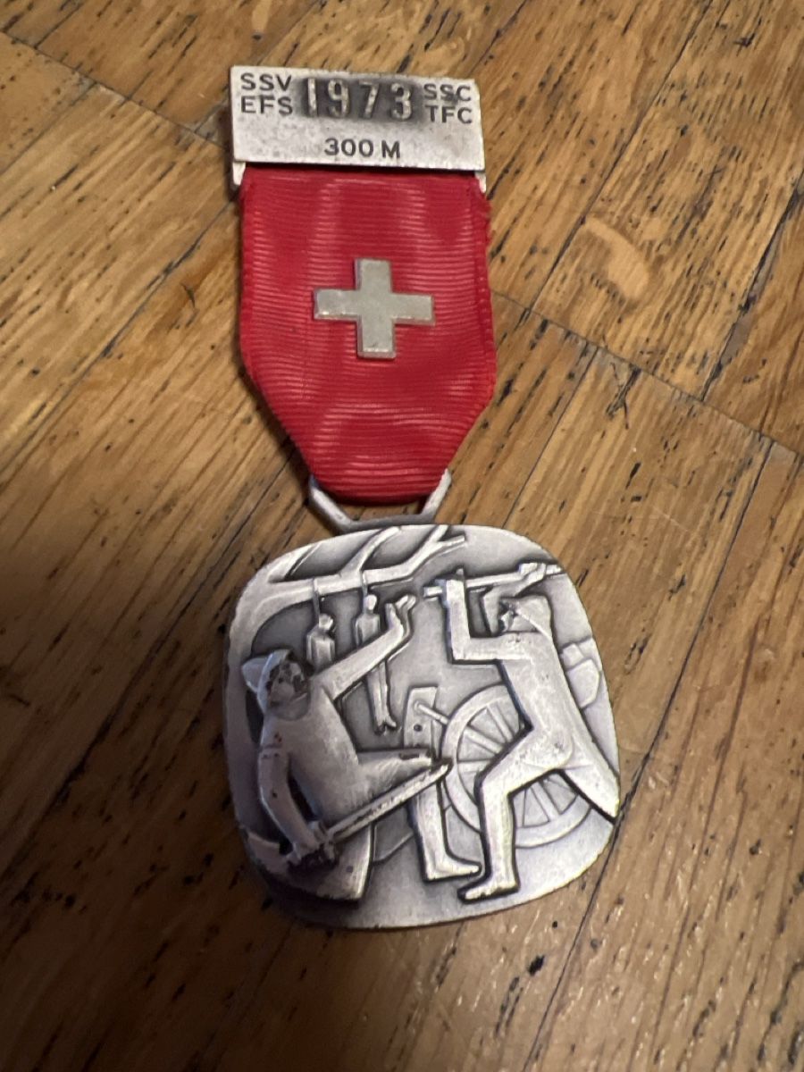 Medaglie: Medaille – Usato da monte carasso venduto da Chanel82