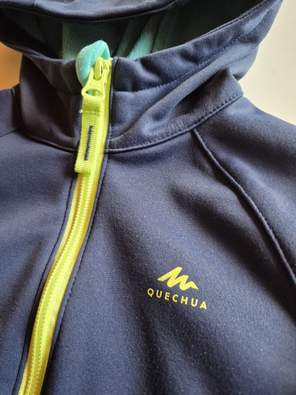 Decathlon Giacche & Cappotti: Quechua Softshell Jacke Jungs 4-5 Jahre – Usato da Wynigen venduto da La_Talpa 1