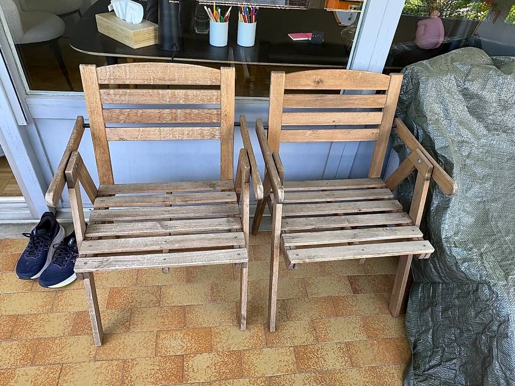 Poltrone: Fauteuil dextérieur en bois – Usato da Geneve venduto da Laetiamo