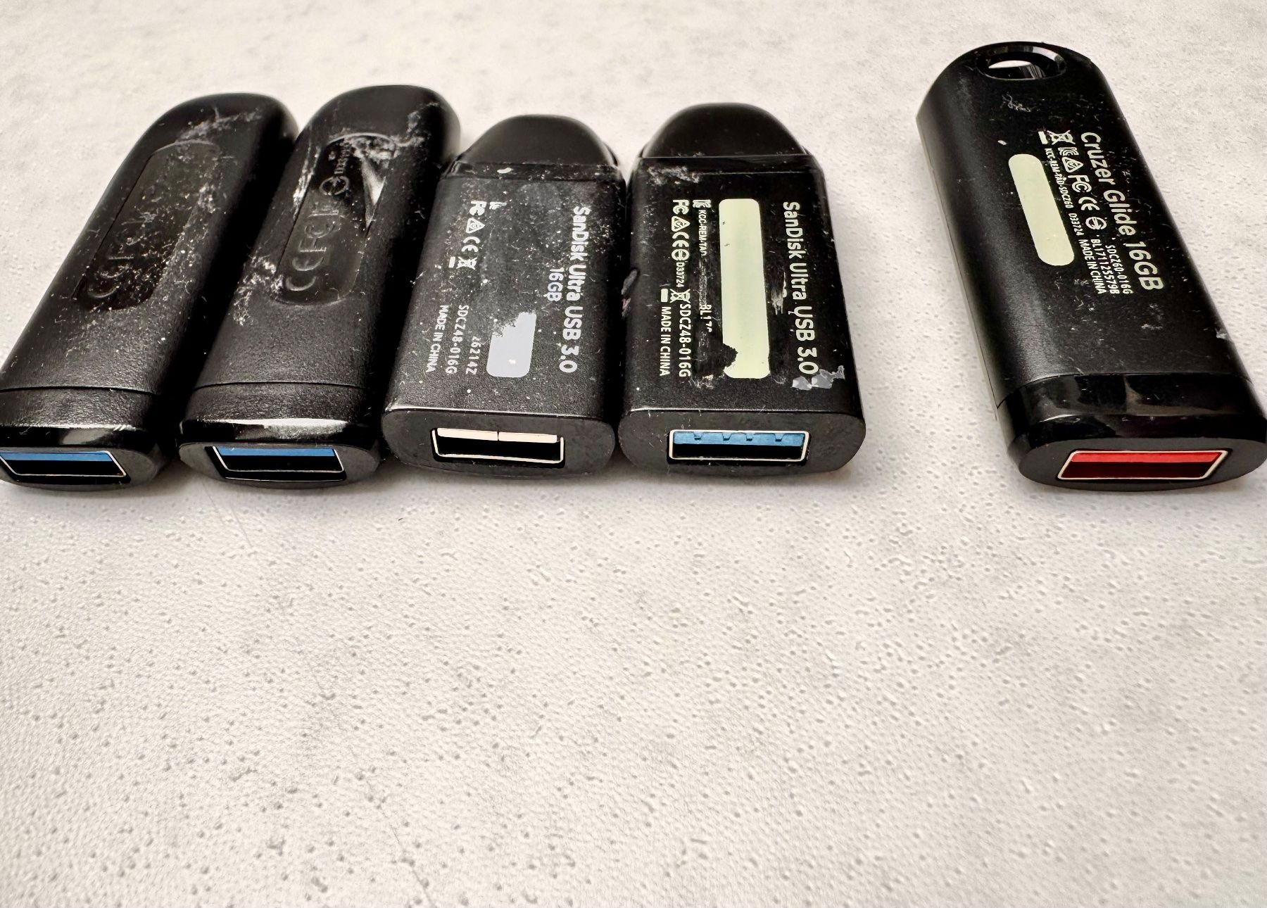 Sandisk USB Sticks: 5x SanDisk USB 3.0 + 2.0 Sticks – Gebraucht aus Hermetschwil-Staffeln von Mobile2013 3