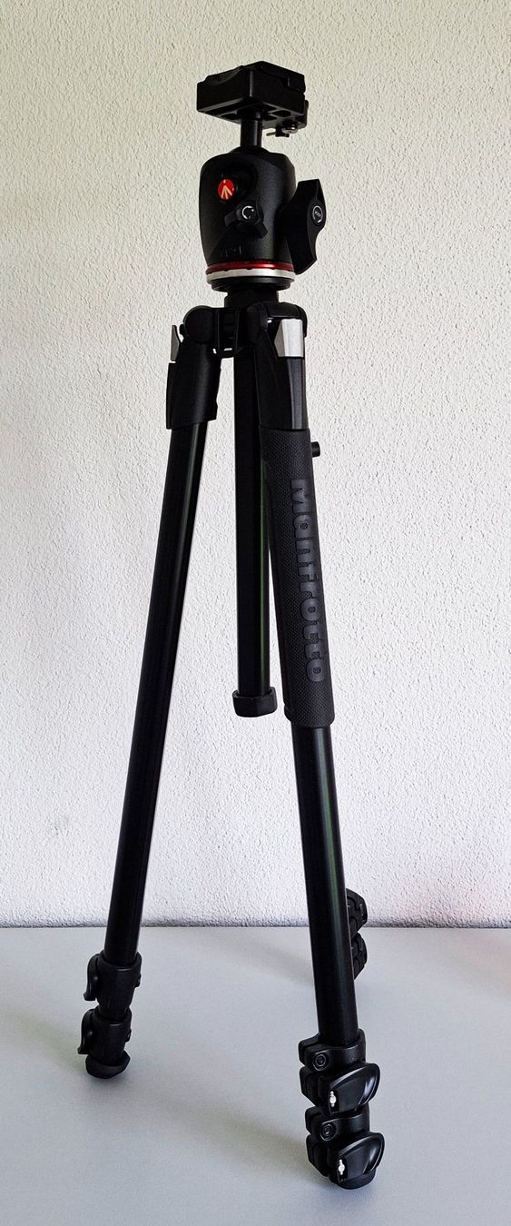 Manfrotto Trépieds & Accessoires: MANFROTTO MT290XTA3 (mit Preisvorschlag) – Neuf (Voir description) à Oftringen par Fliby