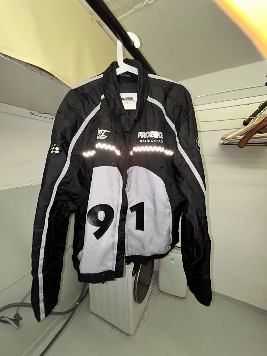 Jacken: Motorradjacke – Gebraucht aus Bonstetten von Naem