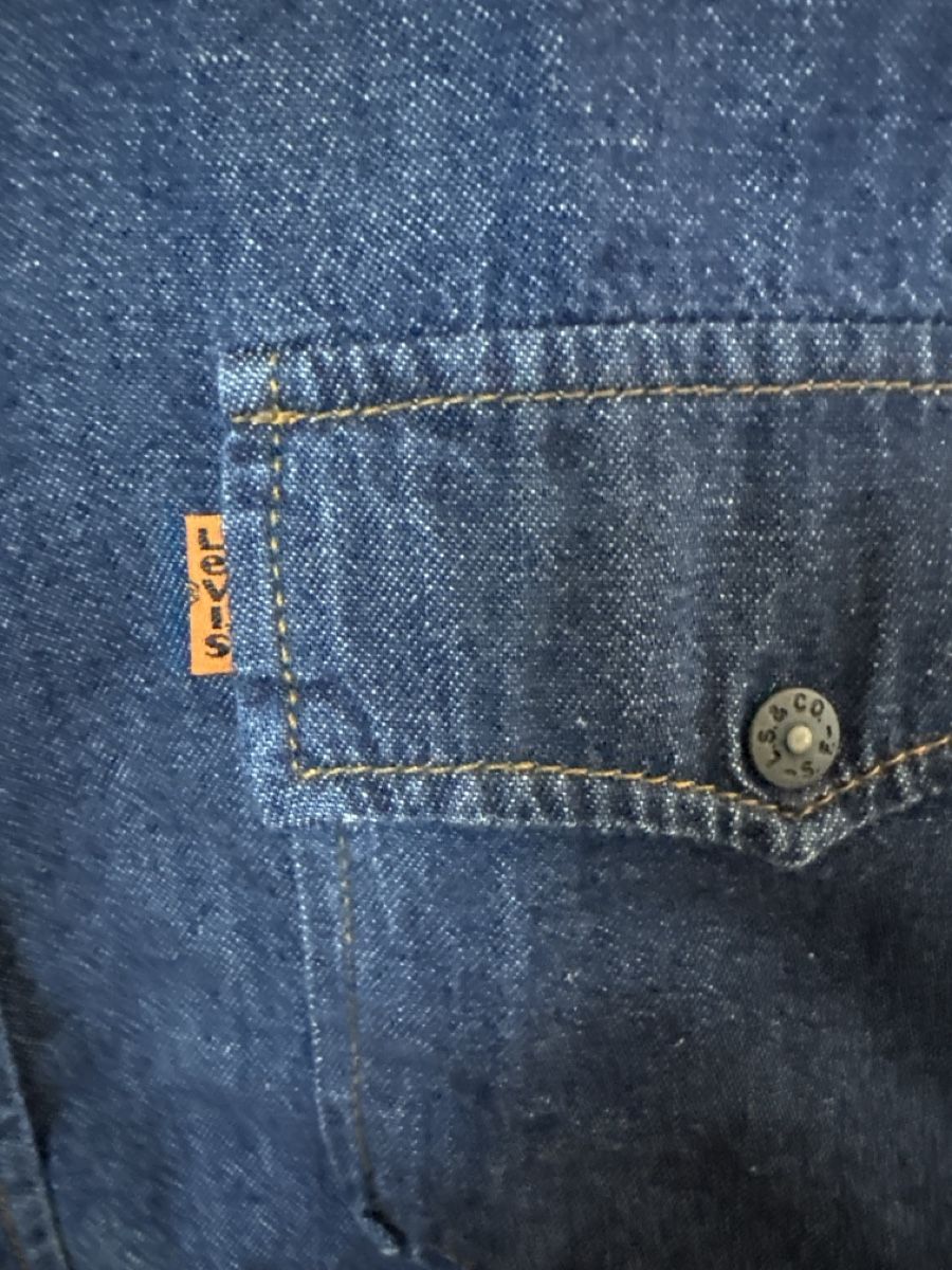 Levi's Camicie: Chemise Levi’s taille L – Nuovo (secondo la descrizione) da Düdingen venduto da Yellow 1