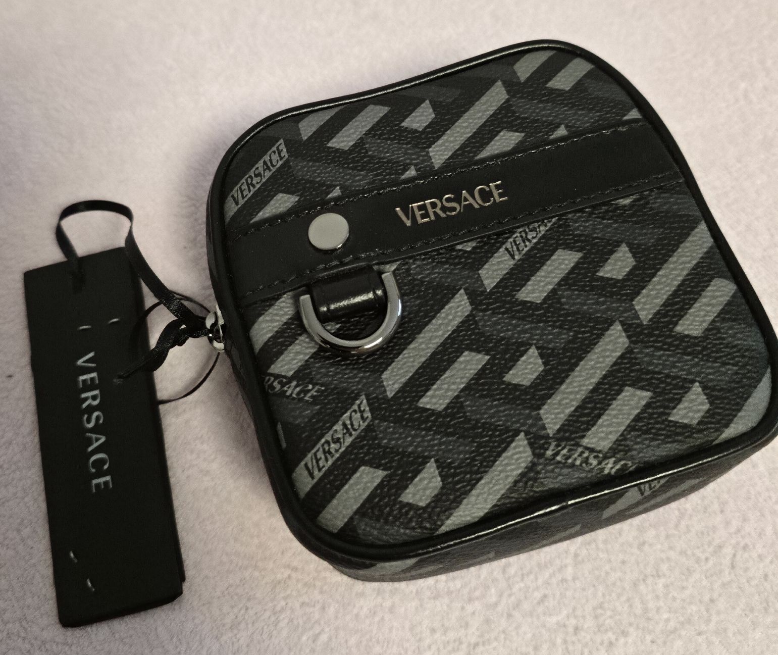 Versace Borse: Versace Gürtel Tasche Neu – Nuovo e nell'imballaggio originale da Amriswil venduto da newschweiz