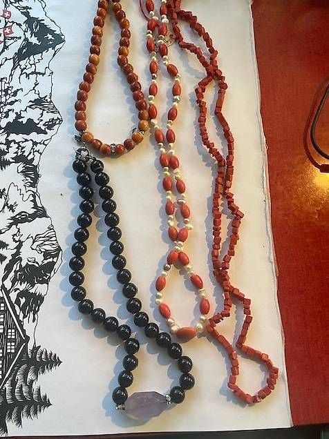 Altri gioielli: Korallenschmuck - Ketten  - Lot4 – Usato da Cavigliano venduto da taras2021