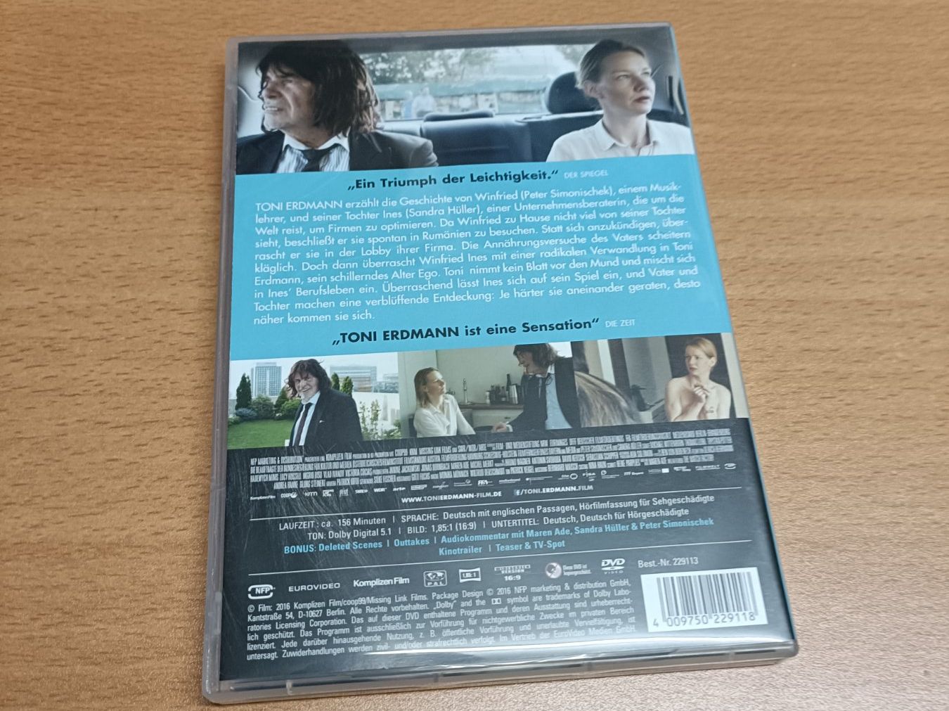 Tutti i DVDs: Toni Erdmann inkl. Poster, Postkarten und Fanmaterial – Usato da Köniz venduto da Movieportal007 4