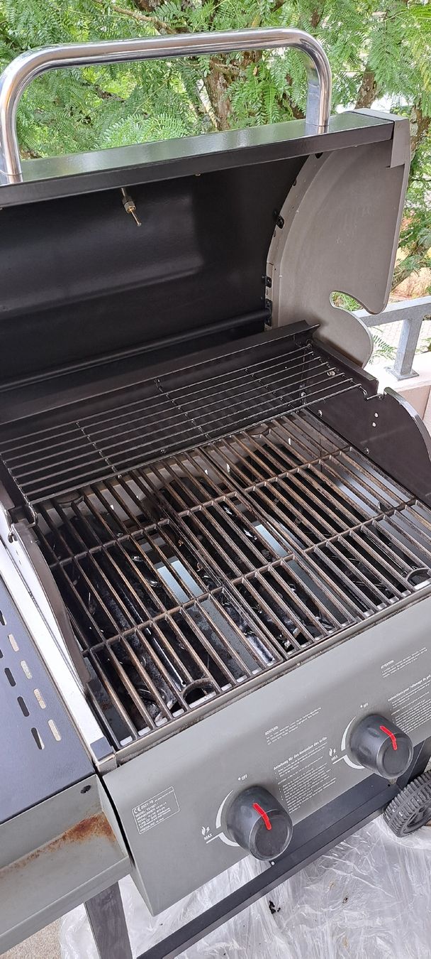 Grills: Top Gasgrill mit 3 Brennern! SCHNÄPPCHEN! – Gebraucht aus Langenthal von TheCall 3