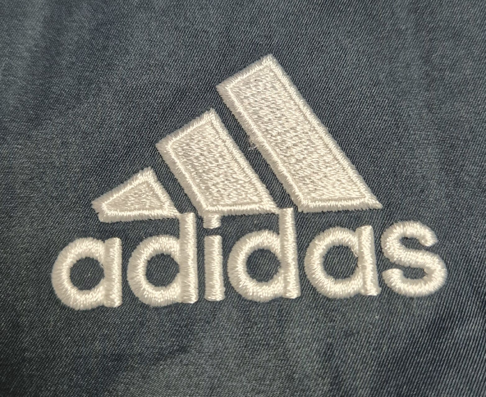Adidas Giacche: Adidas 19/20 Real Madrid Jacke. M – Usato da St. Gallen venduto da CaliSunshine 3
