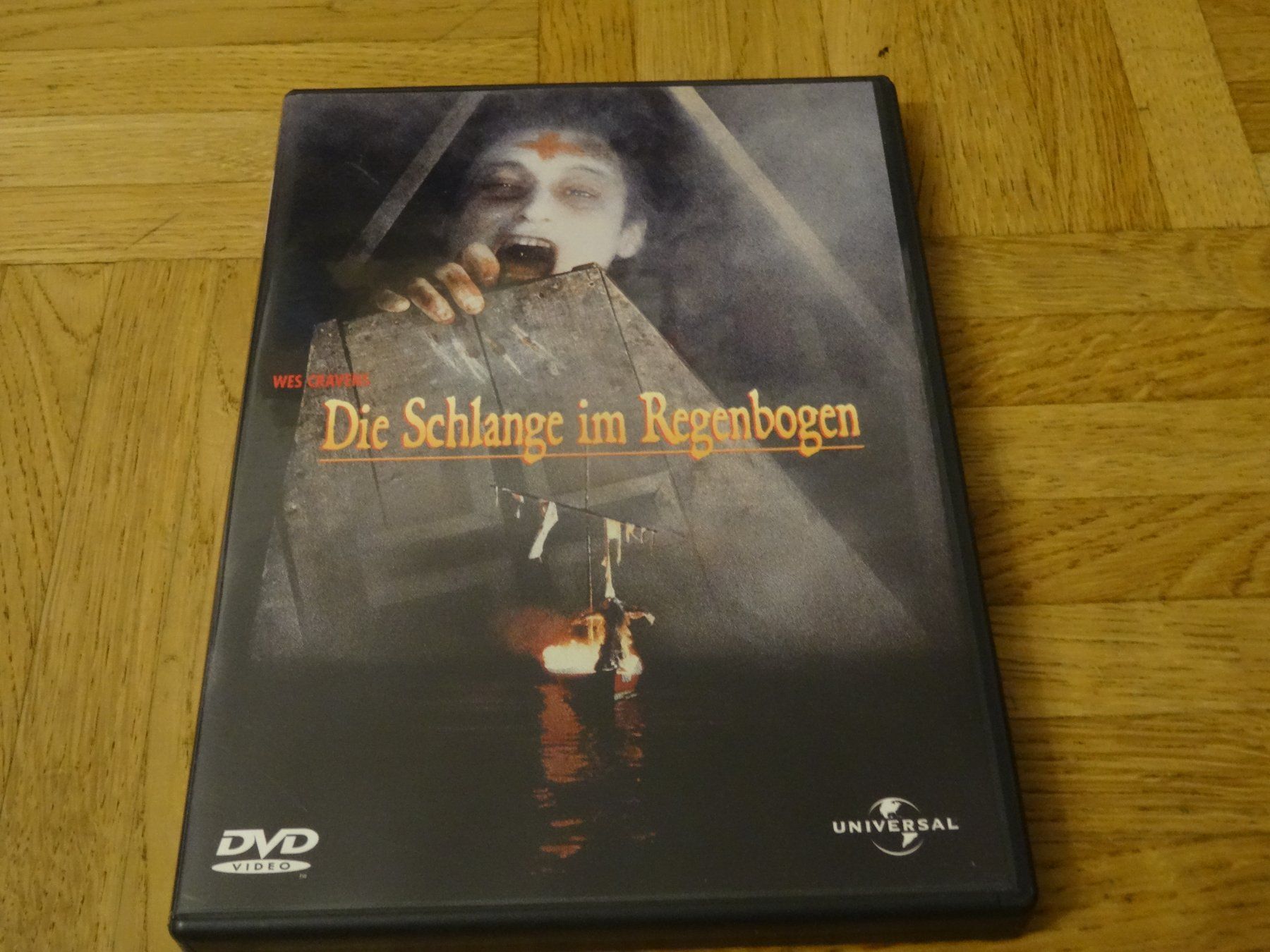 Tutti i DVDs: Die Schlange im Regenbogen DVD – Usato da Olten venduto da Disc-Verkauf